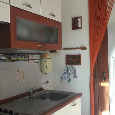 Appartamento In Residence Elegante Con Piscina
